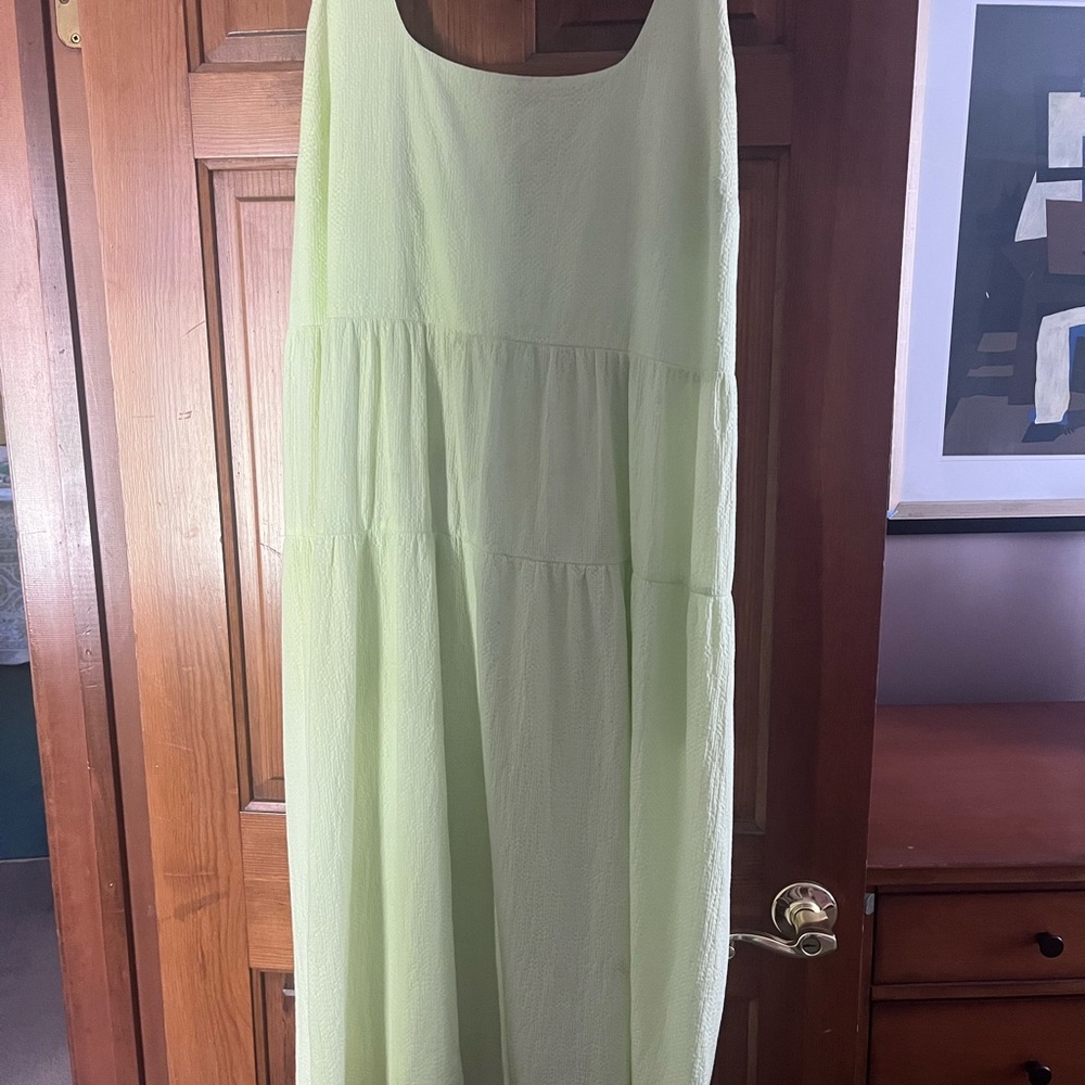 Ava & Viv Light midi apple Green Maxi Dress, like new